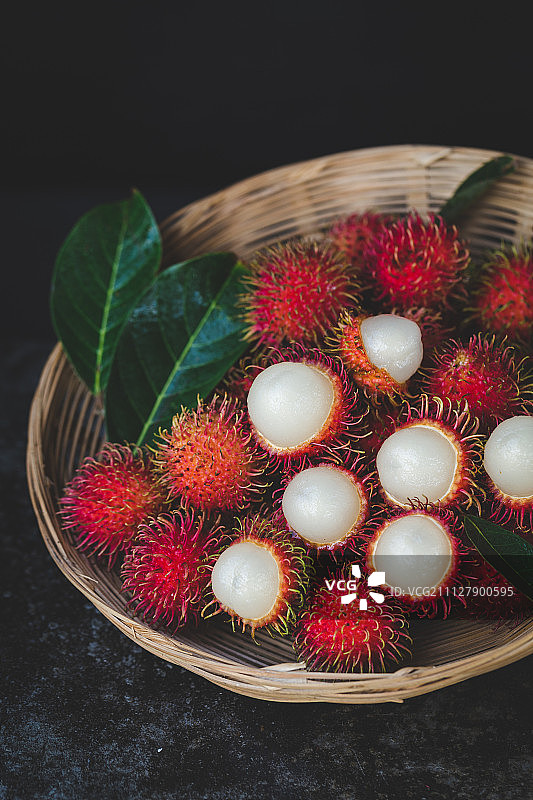 新鲜红毛丹图片素材