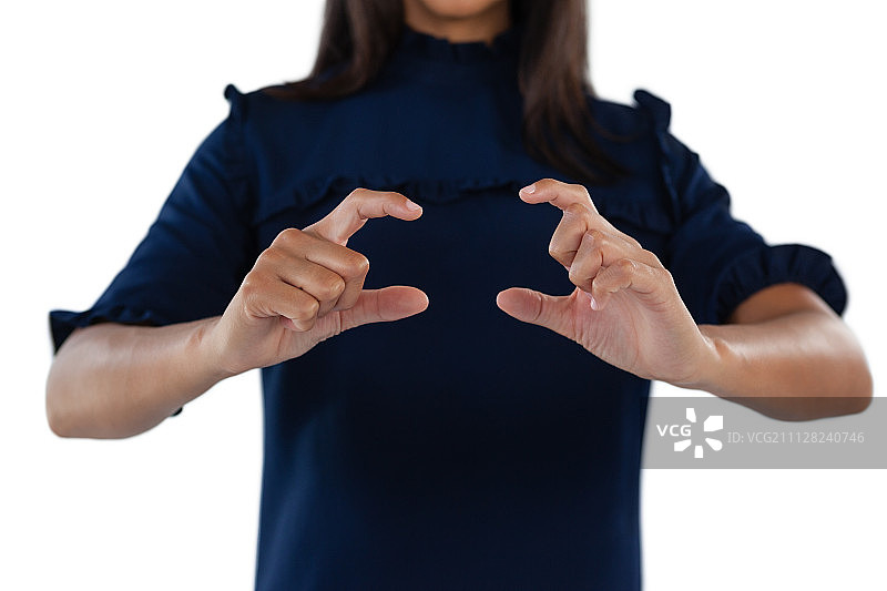 女高管用手指比心图片素材