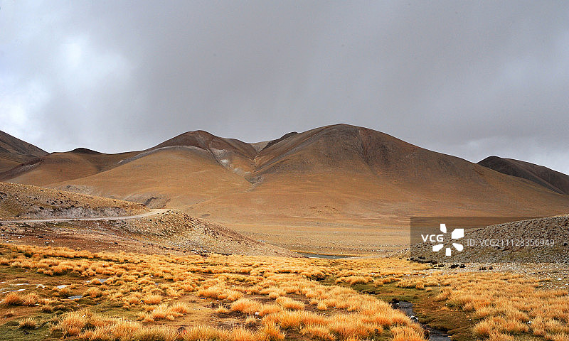 西藏革吉县风光图片素材