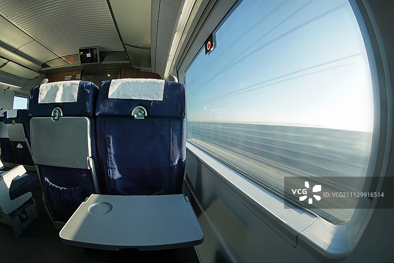 高铁列车内景图片素材