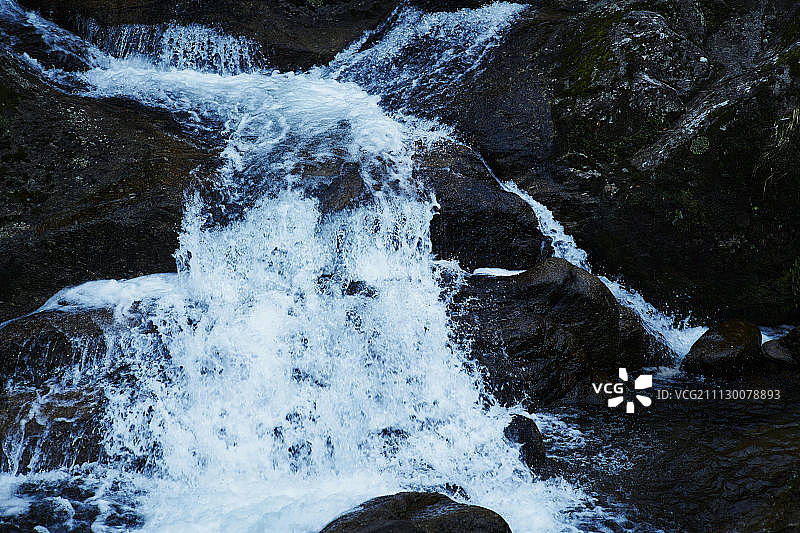 山涧溪流图片素材