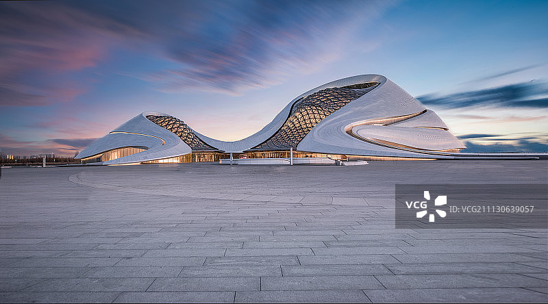 大剧院日落 H图片素材
