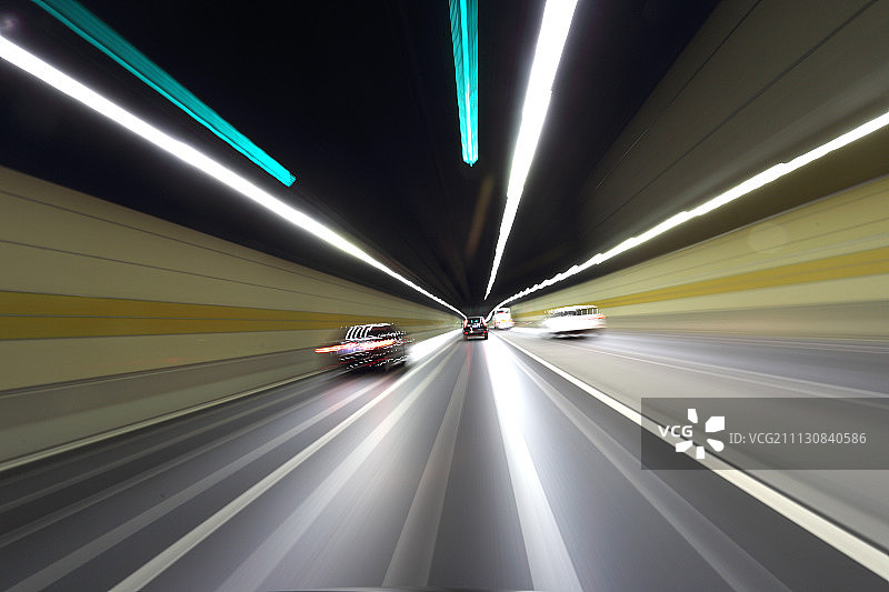 公路隧道时空图片素材