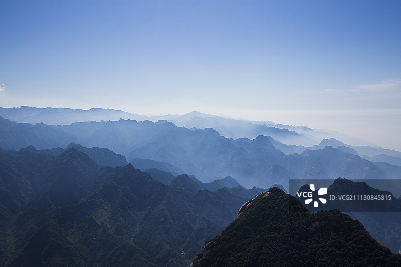 连绵的山脉图片素材