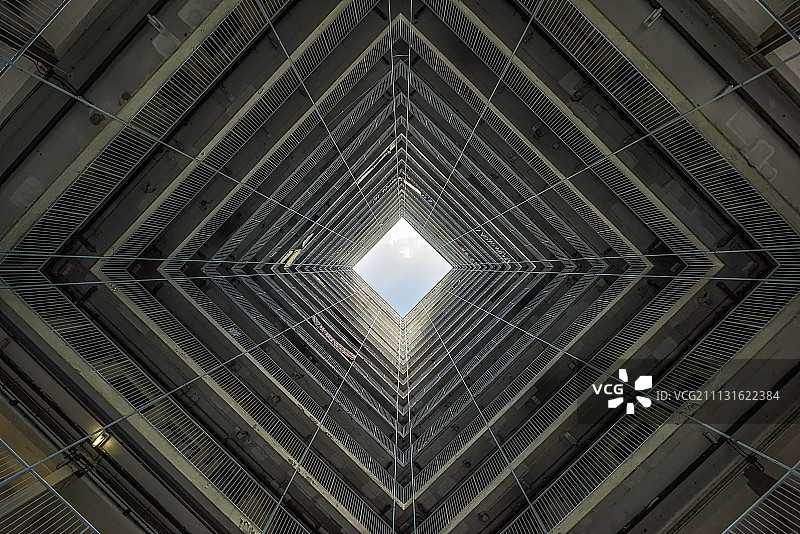 香港公屋正下方视角高清图图片素材