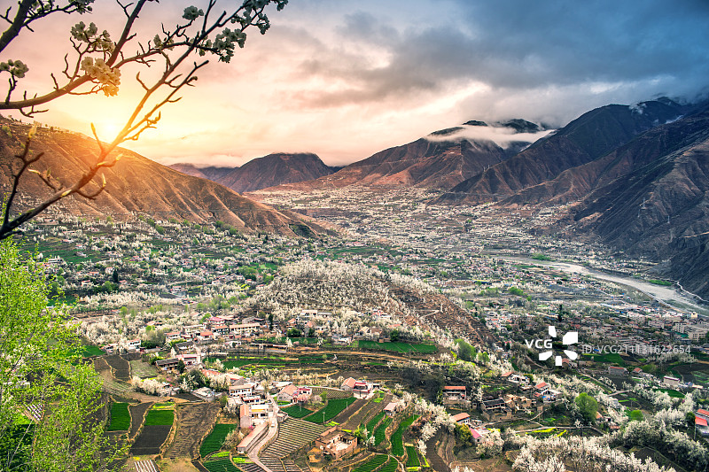 四川省阿坝州金川县梨花沟图片素材