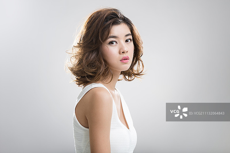 年轻美女肖像图片素材