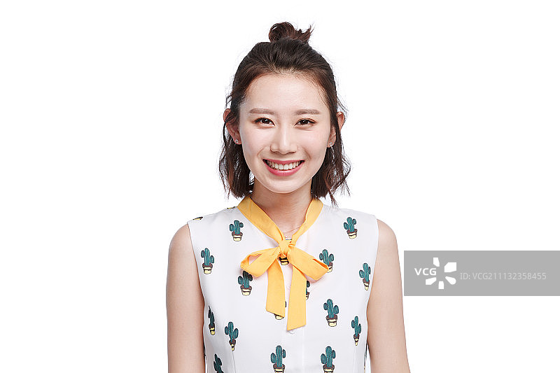 漂亮的年轻女孩图片素材