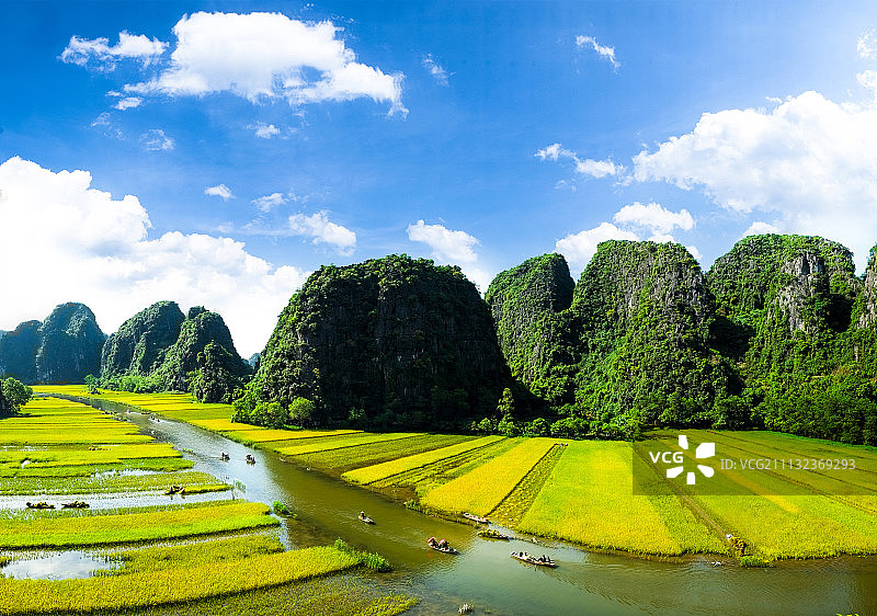 越南宁平三谷的游船图片素材