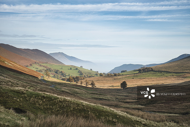 美丽的秋季日出雾景图片素材