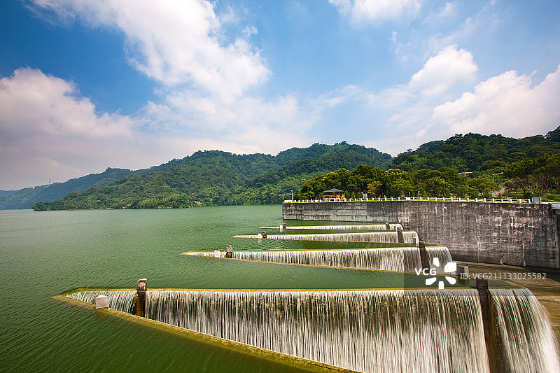 妙奥利，利犹坦大坝，鲤鱼湖图片素材