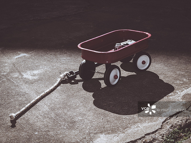 红色小货车图片素材