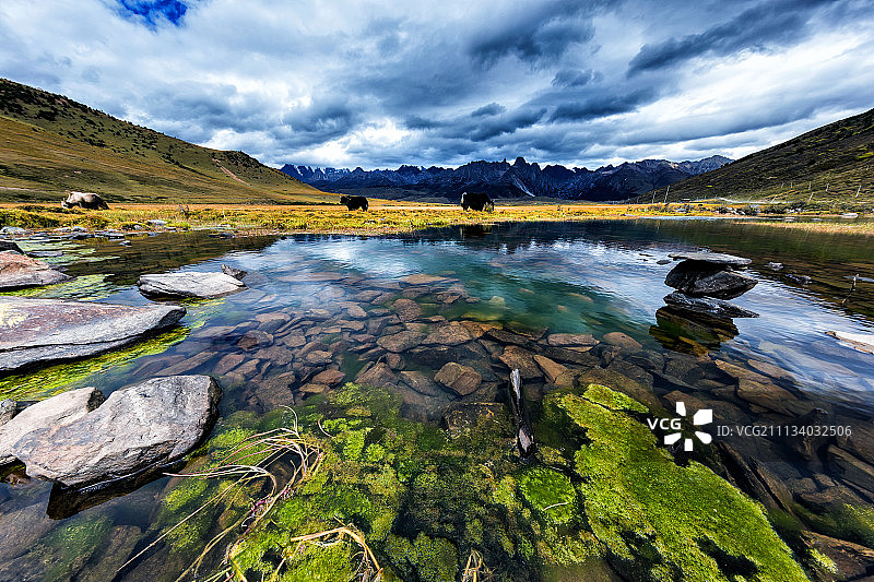 川西高原措普沟风光图片素材