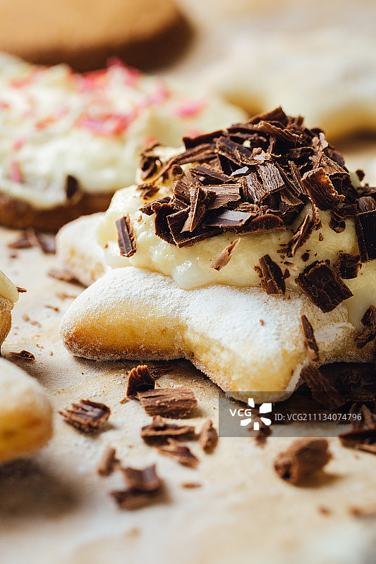 美味自制巧克力奶油曲奇图片素材