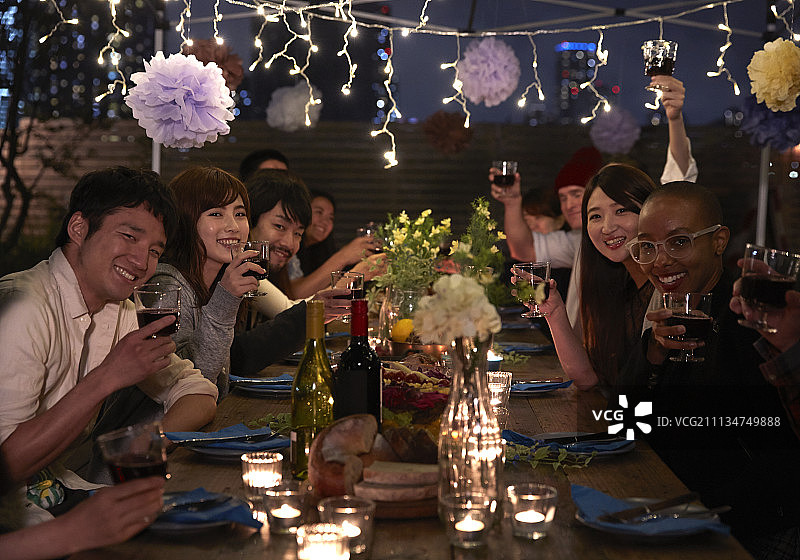 朋友伙伴户外活动图片素材