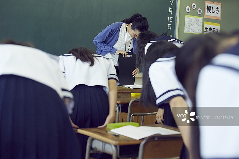 老师教师教室图片素材