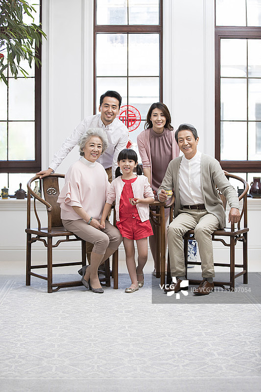 新年全家福图片素材