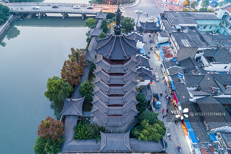 上海泗泾古镇安方塔图片素材