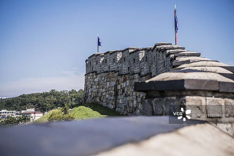 韩国传统建筑的城墙与景观摄影作品图片素材