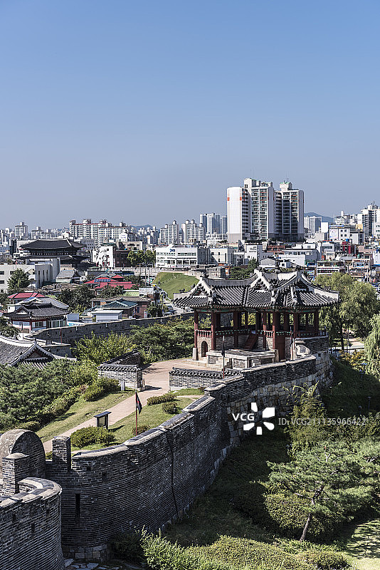 韩国传统建筑的城墙与景观摄影作品图片素材