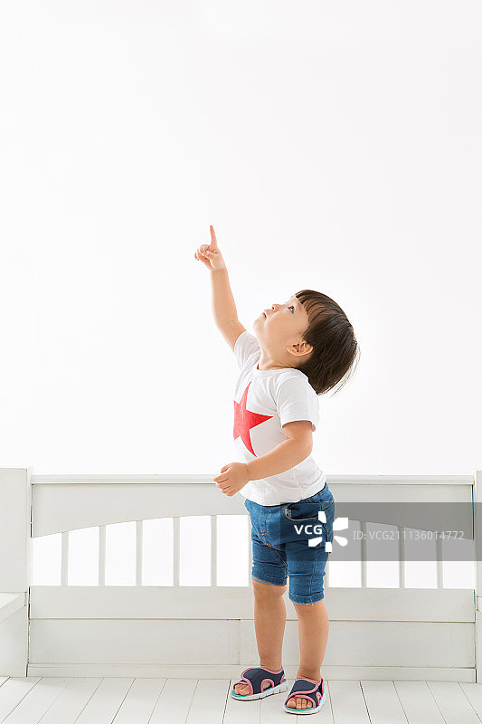 男婴肖像图片素材