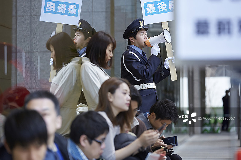 队列行进情报板保安图片素材