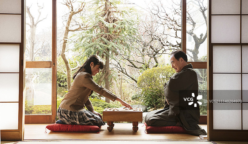 祖孙与富人图片素材