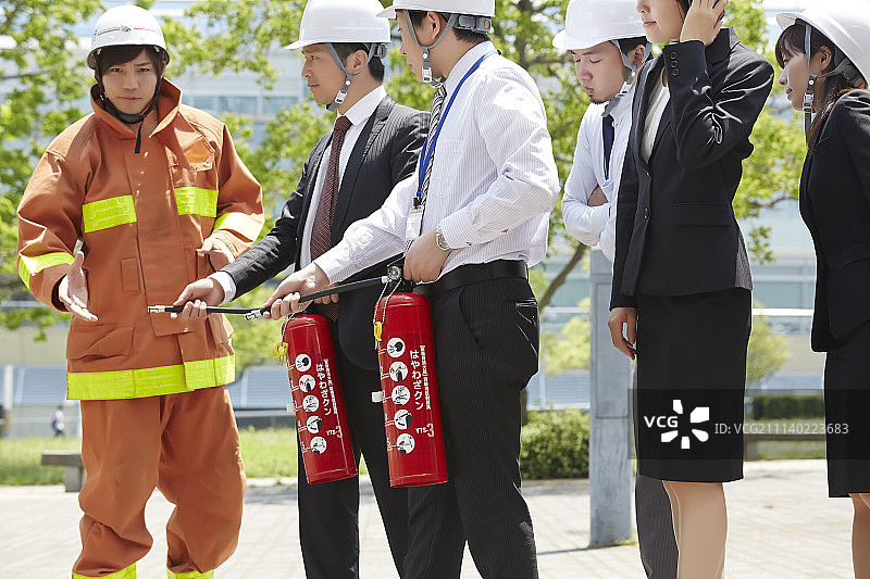 协会成员 消防员 训练图片素材
