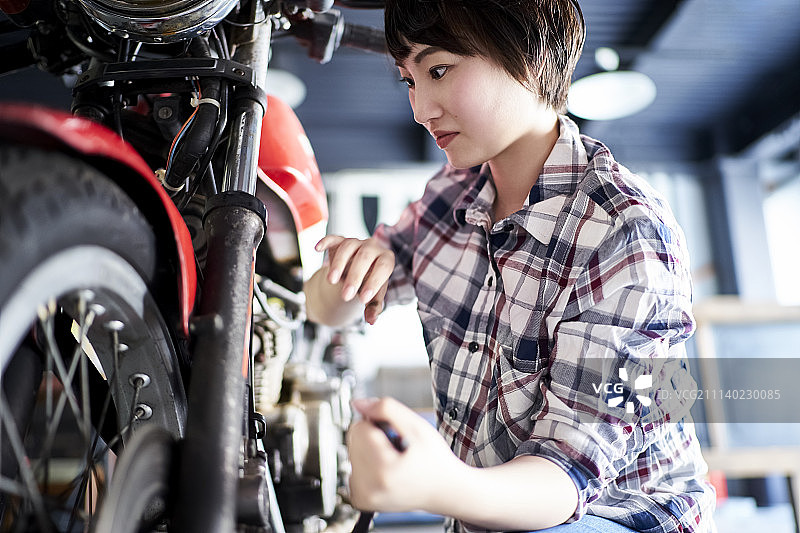 自行车修理图片素材