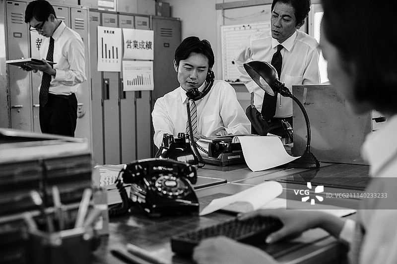 公司职员 职员 上班族图片素材