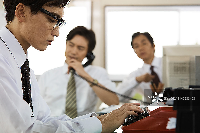 公司职员 职员 上班族图片素材