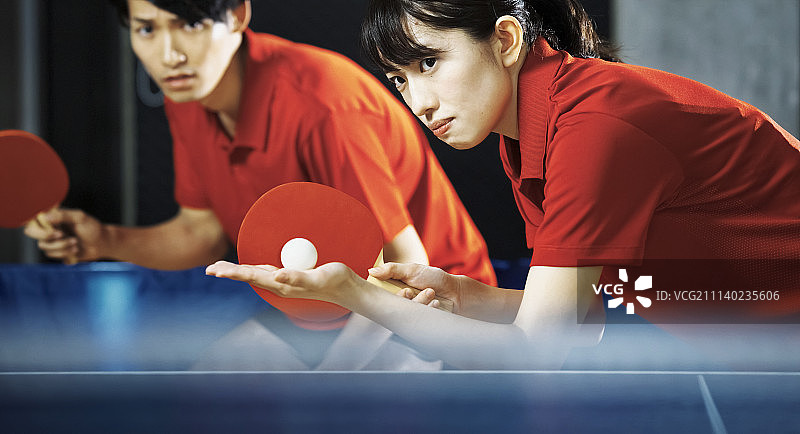 乒乓球男女图片素材