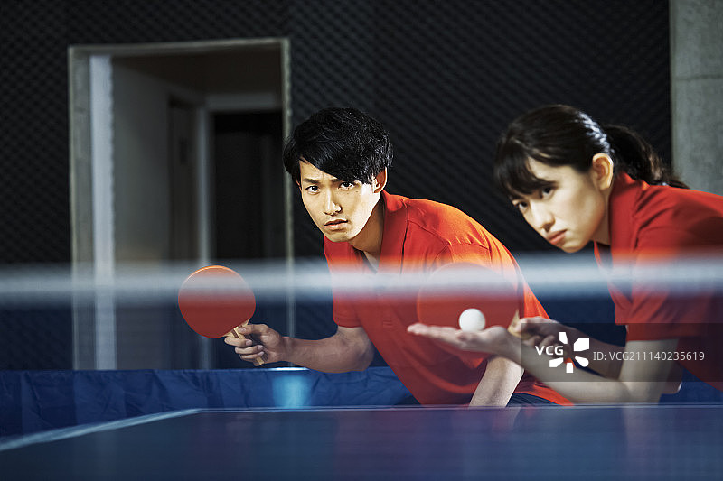 乒乓球男女图片素材