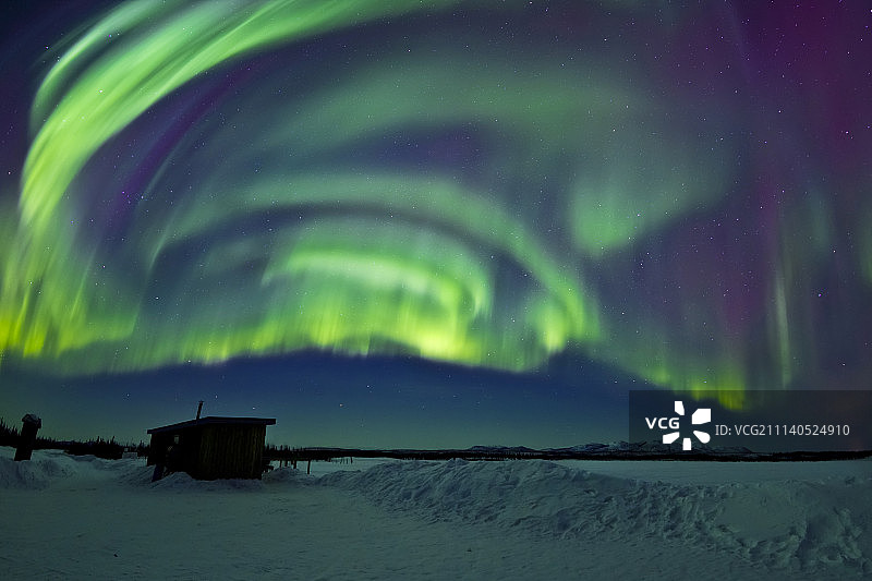夜空中的极光图片素材