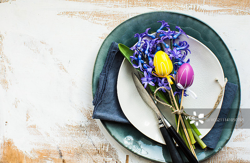 春季餐桌布置图片素材