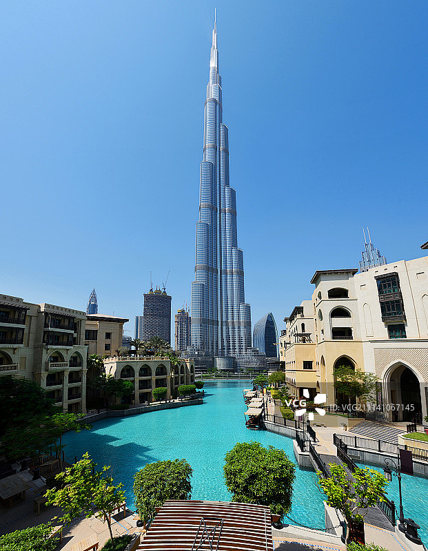 迪拜购物中心及哈利法塔图片素材