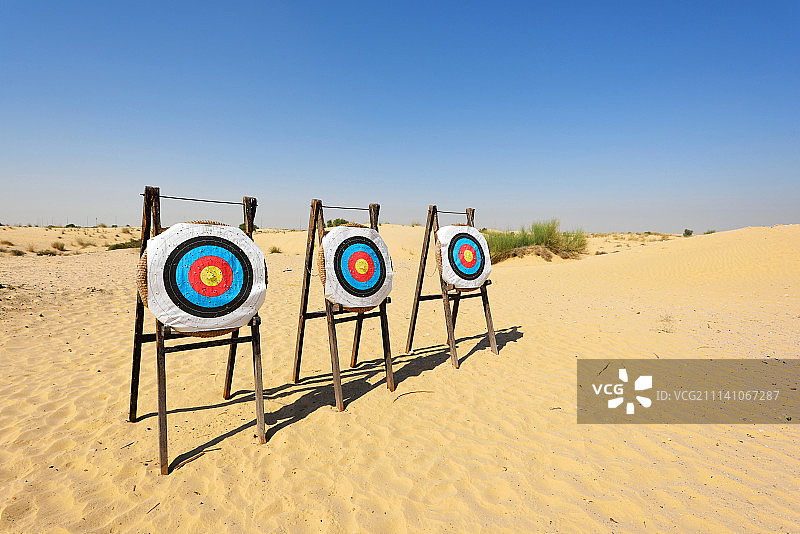 打靶图片素材