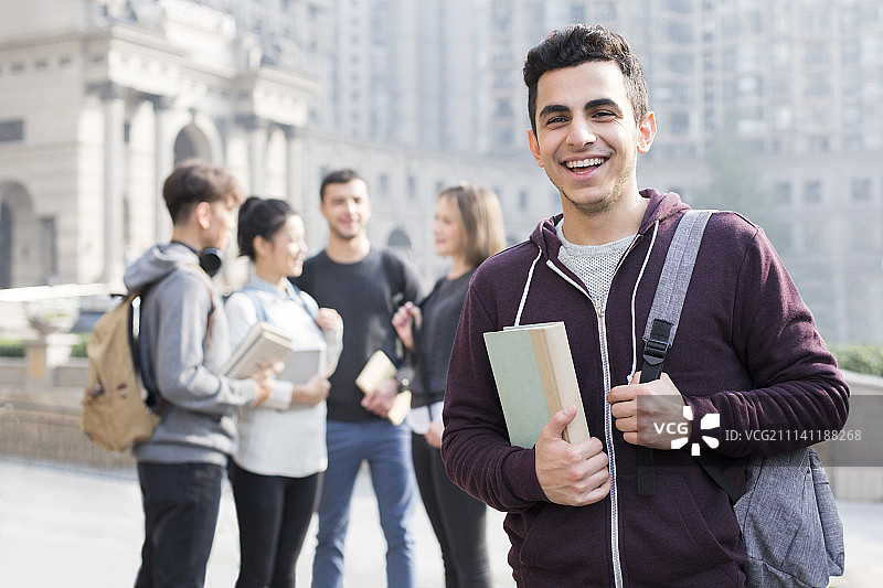 校园里的留学生图片素材