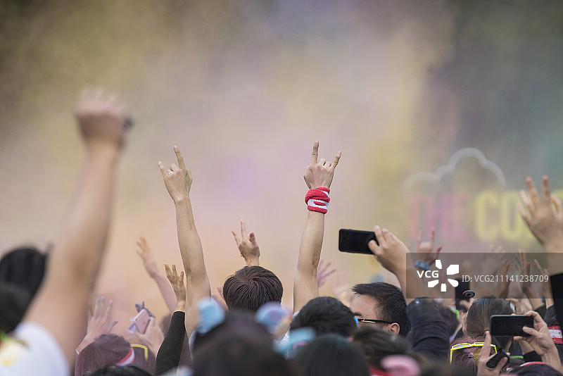 广州彩色跑图片素材