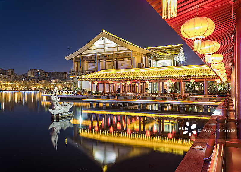 水榭夜景图片素材