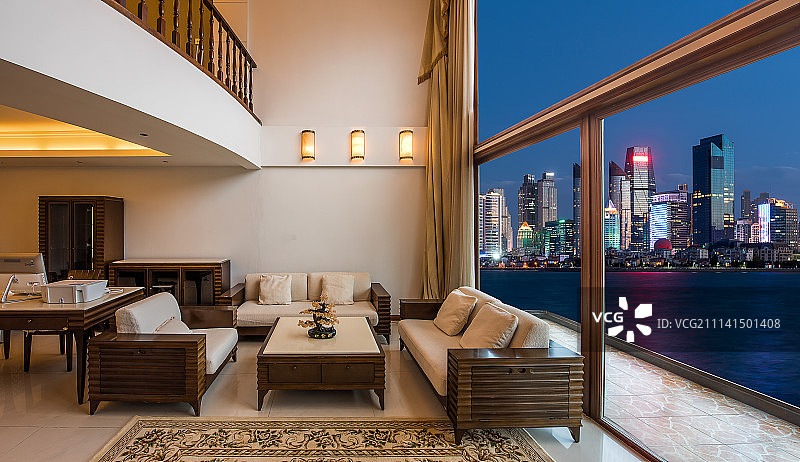 窗外的海景城市图片素材