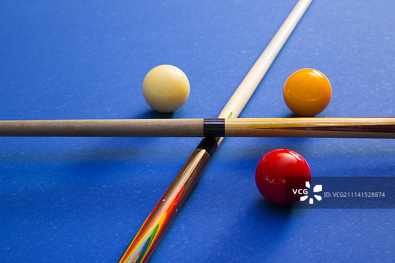 台球器材摄影：球杆、台球图片素材