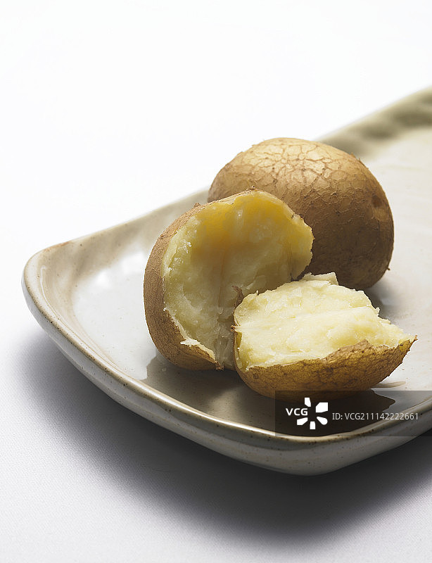 新土豆、土豆、阴影、蔬菜图片素材