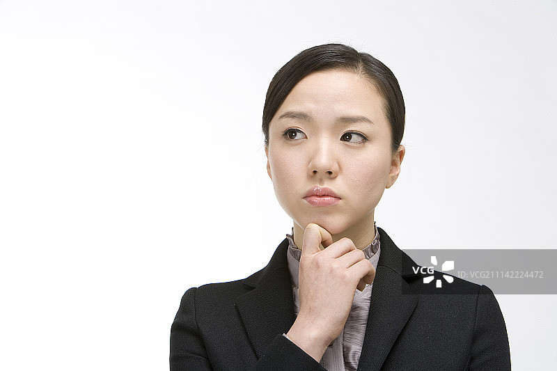 韩国男子全身西装正面照图片素材