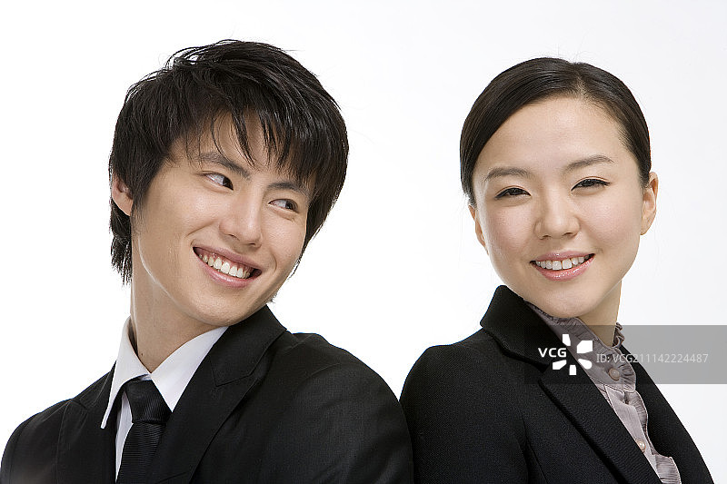 韩国男子全身西装正面照图片素材