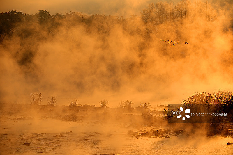 户外，韩国江原道春川市的黎明图片素材