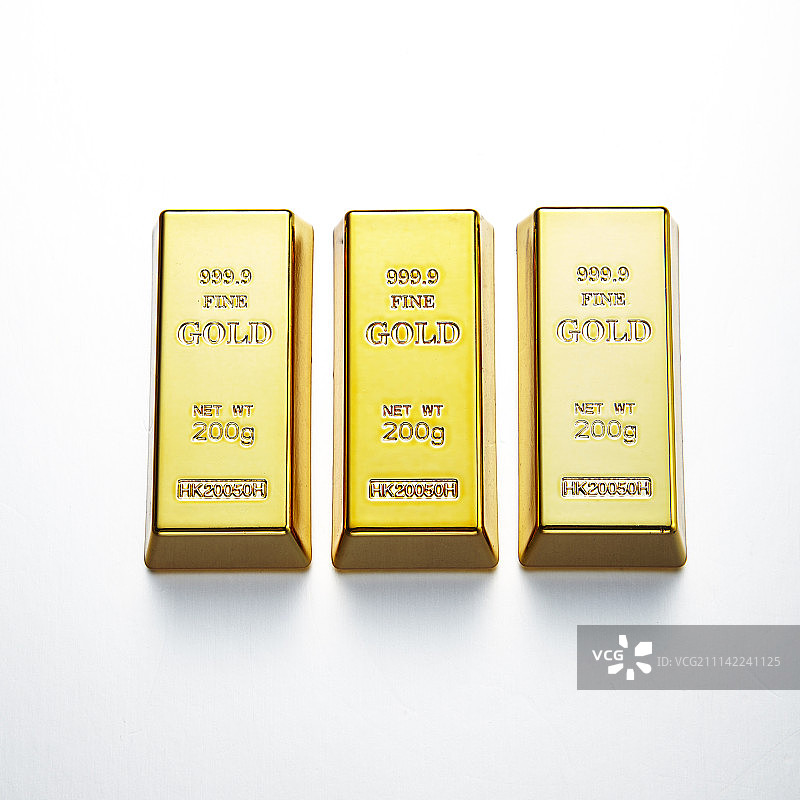 影棚内的金条图片素材