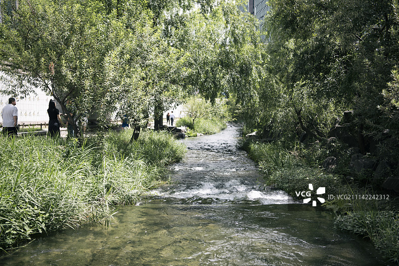 韩国首尔清溪川溪流公园图片素材