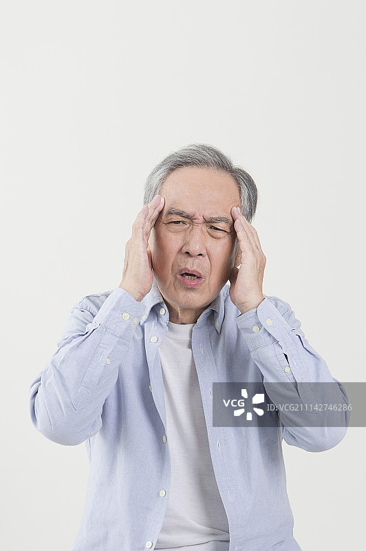 老年男人,头痛图片素材