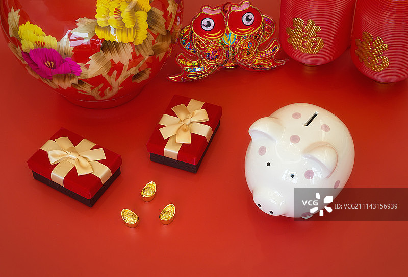 理财储蓄节日礼物图片素材